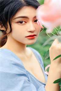 满梧桐月，徘徊缺明无删减