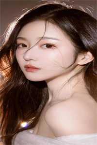 看到弹幕后，为竹马复读的女友悔疯了全本小说推荐