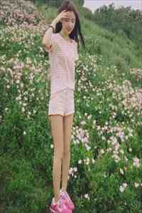 绝美路人甲女配被男主小叔亲哭了已完结版