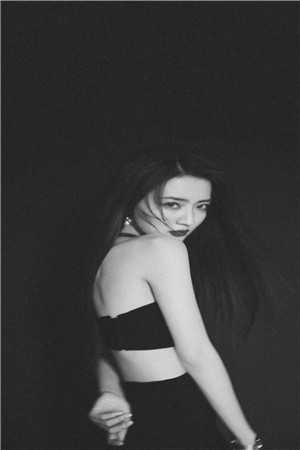 错信胎儿心声惨死，重生后我选择生下恶灵目录