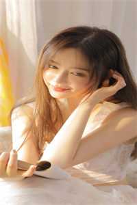 港姐被抢娶后，吃瓜躺赢万人迷无广告