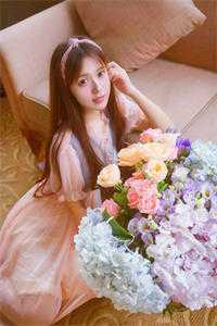 穿越香江有金手指，青春财富全都有小说全文免费