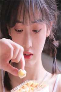 玄幻：开局捡个女刺客，一统三界无错版