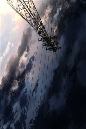 暮铃不知江上月完整