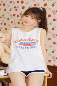 许一杯苦酒邀明月热门