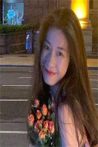 收费窗口前，未婚妻的男大实习生在掌心写下SOS推荐