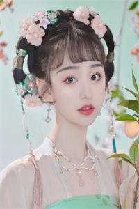 重生后，我手撕用弹幕骗我的表妹热门小说