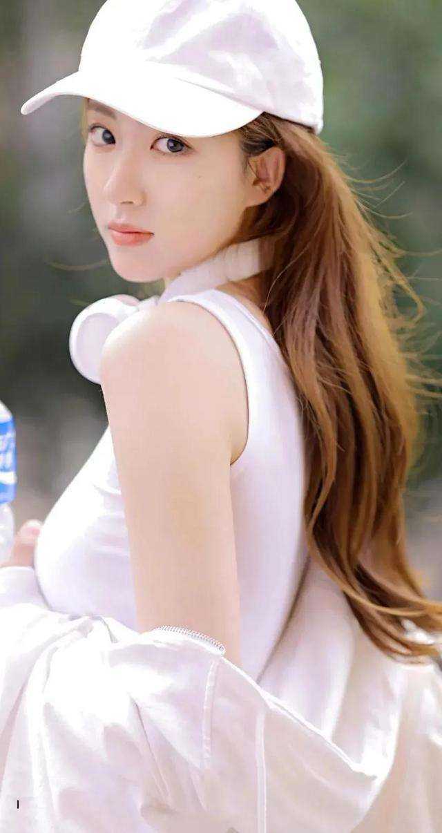 三年抱俩后，背着我偷偷产子的丁克老婆悔疯了沈清婉秦风毅无删减全文