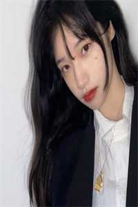 穿成恶毒女配？我靠颜值系统爆红全新