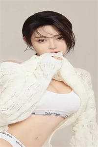 华年不染风霜意精彩