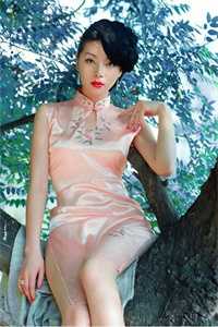 婚礼当天未婚妻助理把戎装换成和服，我反手掏出打火机爽文