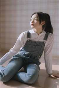 港姐被抢娶后，吃瓜躺赢万人迷抖音热门