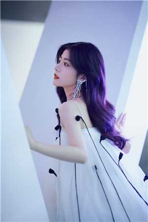 重生后，竹马的吻只给小玫瑰精品推荐