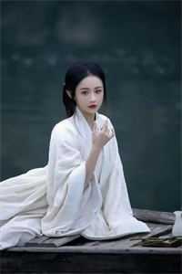 穿成恶毒女配？我靠颜值系统爆红大结局