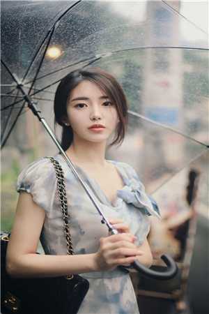 穿到亲哥十八岁，亲了他死对头小说全文免费阅读