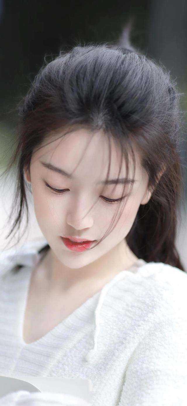 我谶出，惊风雨畅读