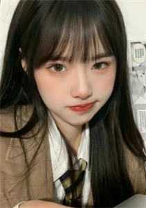 收费窗口前，未婚妻的男大实习生在掌心写下SOS精品推荐