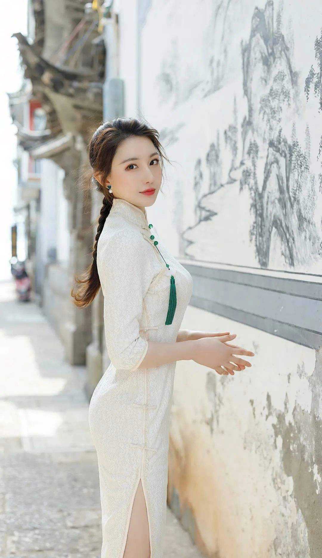 误扰疯批：恶毒女配只想自救好书