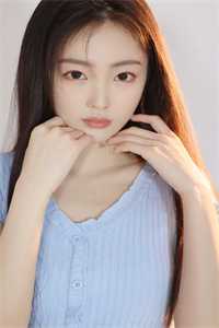 成为王府侍妾后，她一心生崽养娃全篇