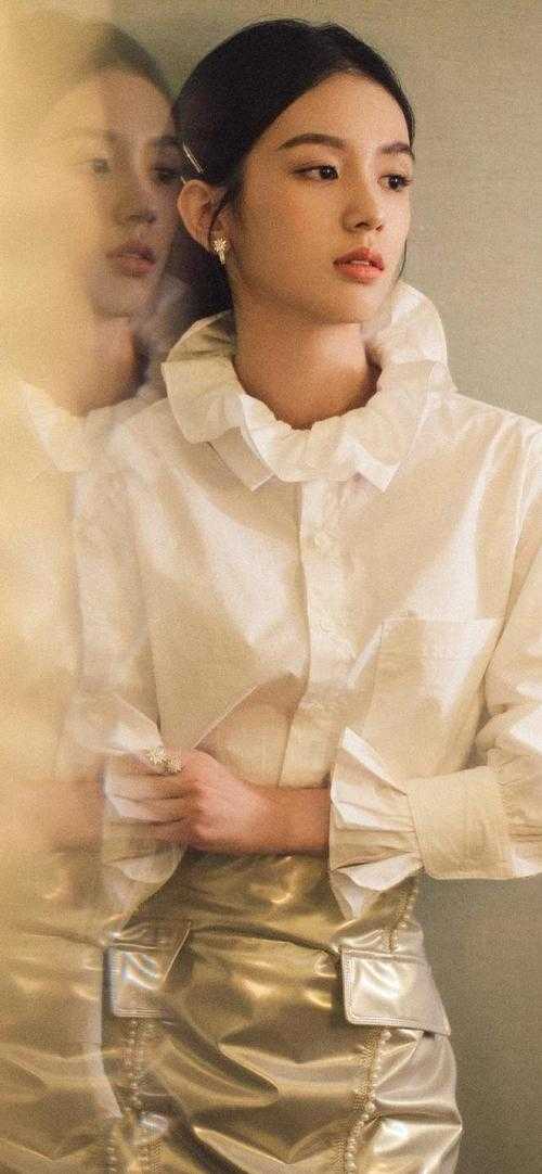 十三载淡彩总诉情良心推荐