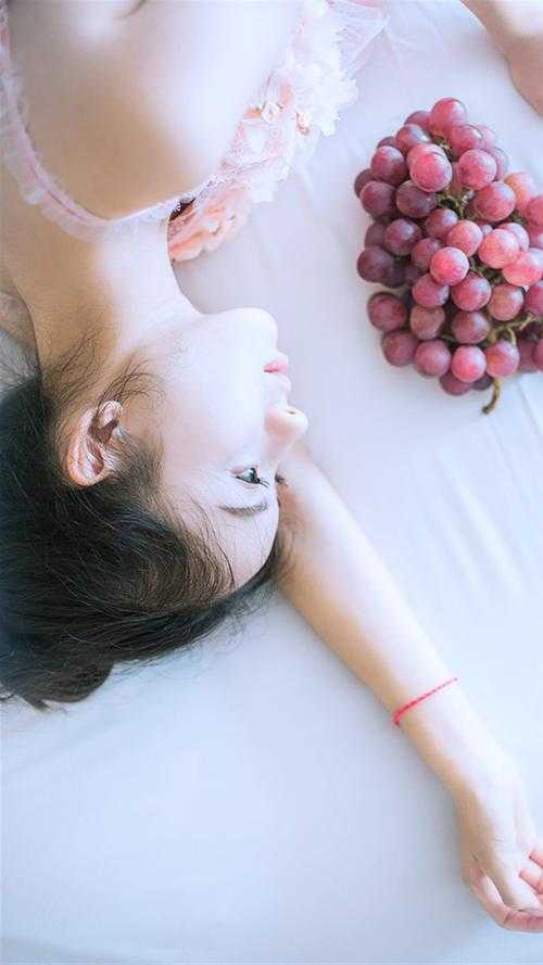 收费窗口前，未婚妻的男大实习生在掌心写下SOS短篇小说阅读