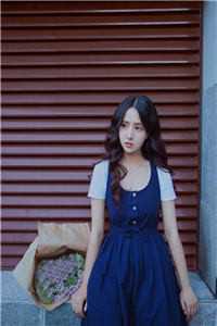 刚满十八，妈妈带我改嫁豪门爆火全网