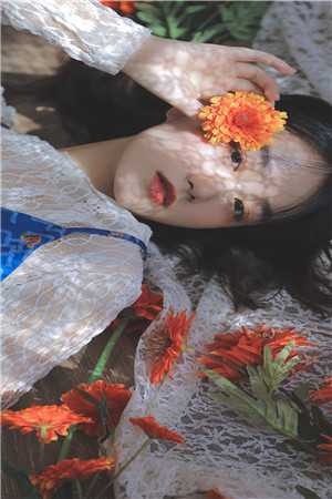 岁月深处有微光完结txt