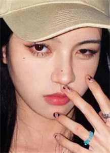 南下打工，我在九零和厂花谈恋爱异常火爆