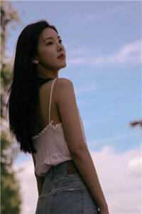 半生霜雪路，一世不同归完整